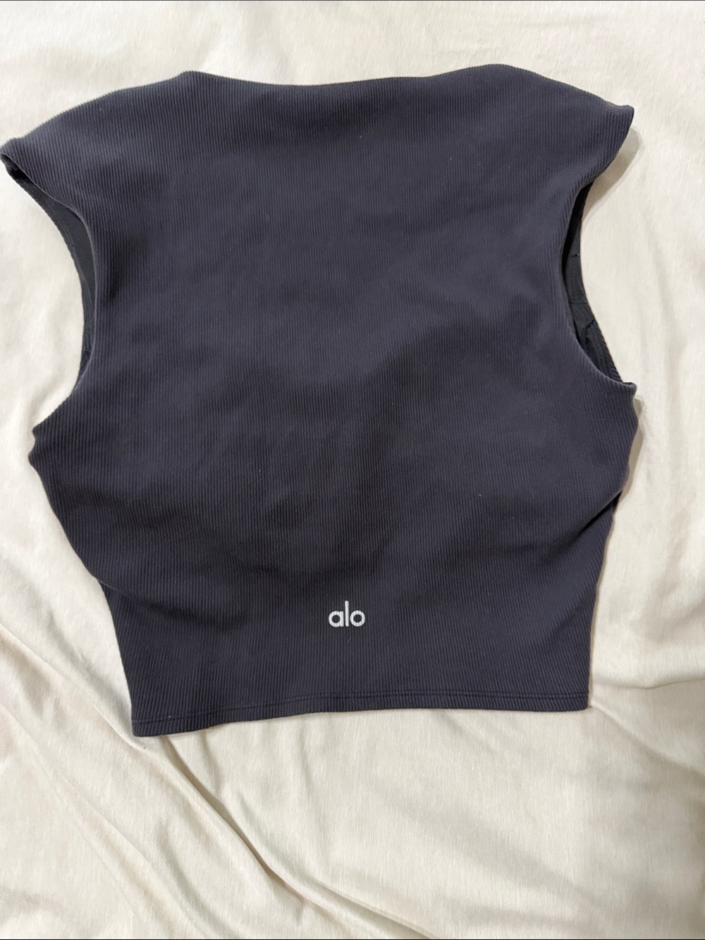 ALO Yoga Black Ribbed Crop Tank Top no pads